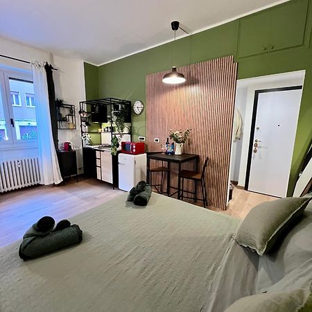 La Bella Milano Charme Apartment 3 Km Away From Duomo/ Netflix & Wi-Fi Included 외부 사진
